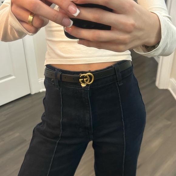 Gucci Black Belt with Gold GG Buckle - Picture 7 of 7